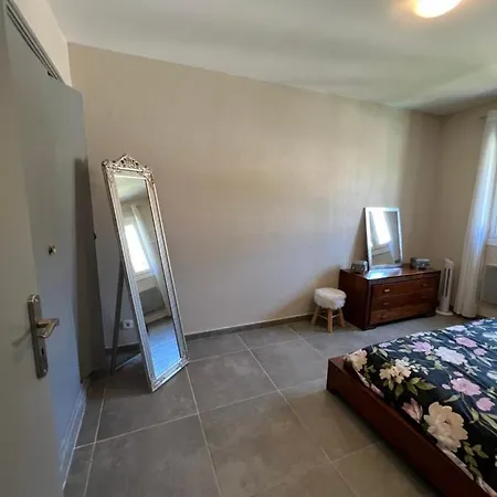 Casa de Férias Brusc Six Fours Les Plages 80 M2